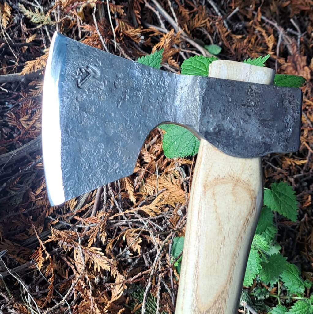 Siding axe alt